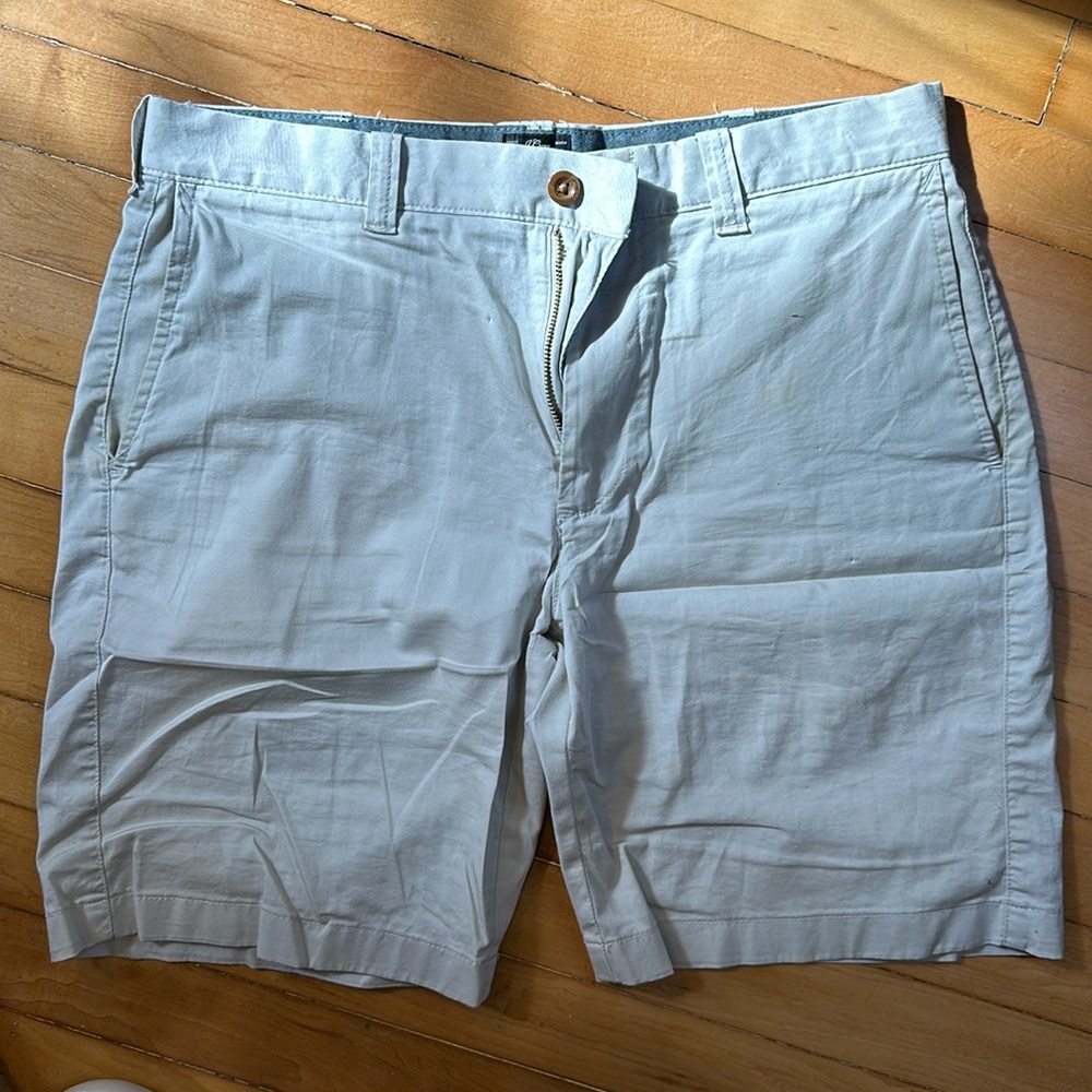 J Crew khaki shorts - size 32